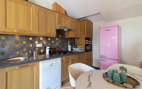 Photo de la galerie de l'établissement La Maison d'Odile, à Grand-Village-Plage