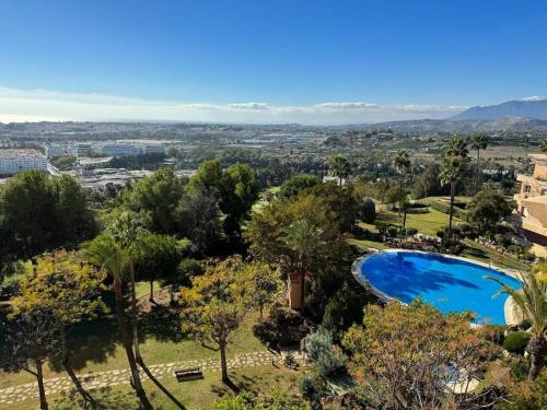 Magna Marbella 2 Bed apt with speacular sea views