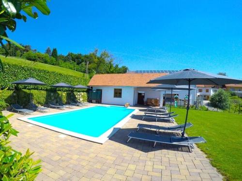 Apartment in Schwalbenhof farm