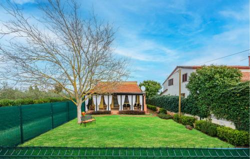 Lovely Home In Sisan With Wifi