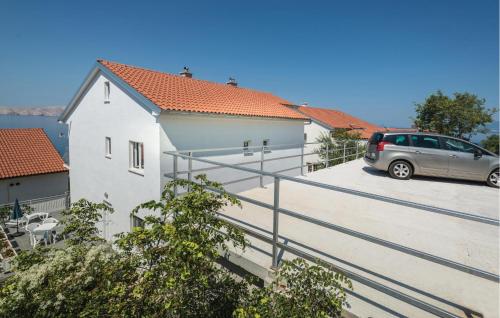 Beach Front Apartment In Senj With Wifi