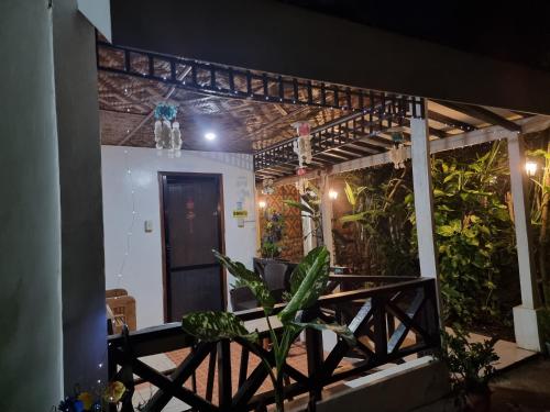 Patio nebo venkovní prostory v ubytování Mannah Garden Staycation House - Panglao, Bohol
