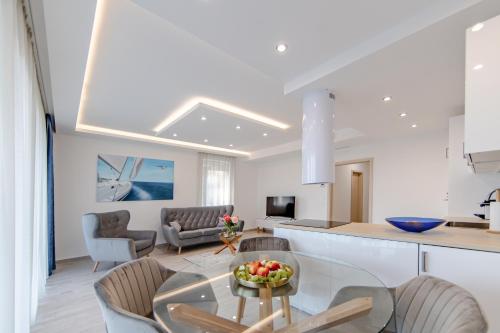 Opal Apartments 8174 Balatonkenese, Széchenyi utca D épület kép - 3