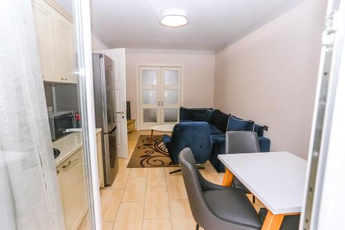 ViaTirana By ShqipTrip