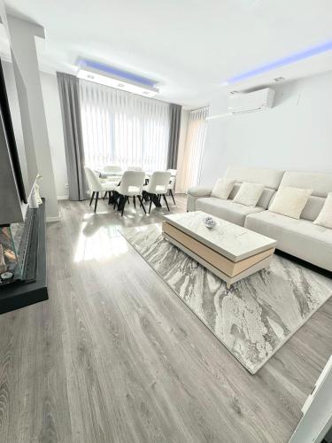 APARTAMENTO LUXURY