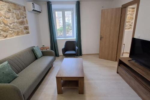 Un lugar para sentarse en skalinada apartment kampielo