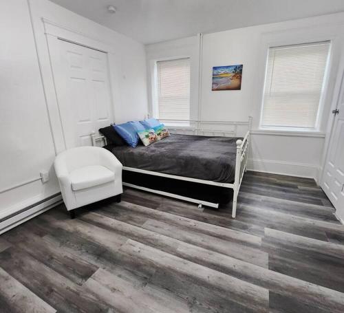 Gallery image of Beach Oasis, Mins to CP & SF, King/WD/Pet OK in Sandusky