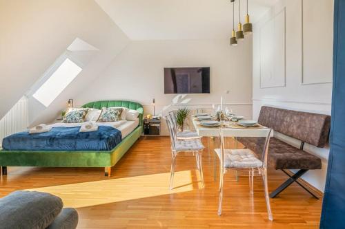 Green Dream Apartment Vienna - 3 Bedrooms and Rooftop Terrace