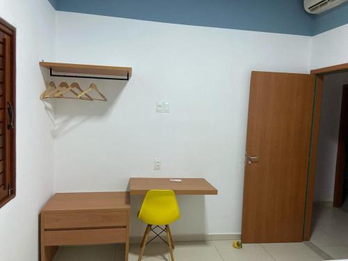 Foto dalla galleria di CASA SONHO VERDE 5 QUARTOs 3 suítes CONDOMÍNIO BEIRA-MAR a Paripueira