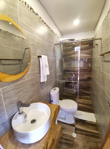 Ein Badezimmer in der Unterkunft La Cabaña Miraflores