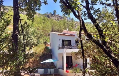 La Maison Des Adrets