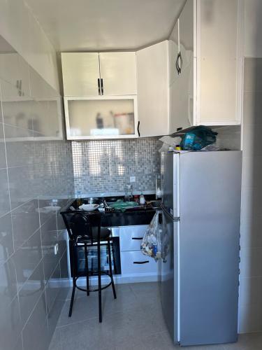 Η κουζίνα ή μικρή κουζίνα στο Appartement chic bien équipé à Tanger