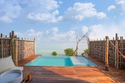 Bazén v ubytování Casa Mikoko Resort nebo v jeho okolí
