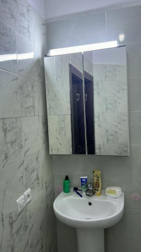 Ένα μπάνιο στο Appartement chic bien équipé à Tanger