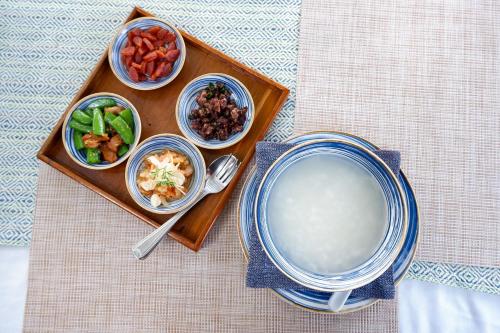 Еда / где поесть недалеко от отеля