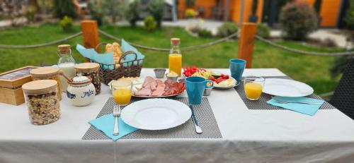 Otium Wellness Apartmanház 8172 Balatonakarattya, Dér utca kép - 3