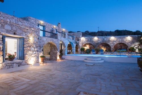 Villa Anna, by Mykonos Rocky Villas