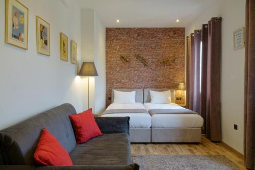 The Athens Version Luxury Suites