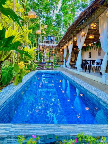 Gallery image of Juans Cabin with Standard Bed for 2 Pax in Tayabas