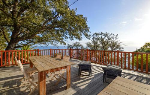 3 Bedroom Cozy Home In Erbalunga