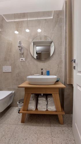 Un baño de Don Francisco Rooms - TROPEA