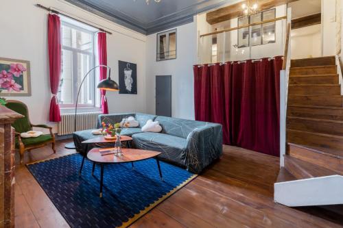 Le Théâtre - Appartement Spacieux, Centre ville & Calme