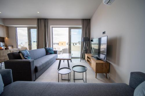 Grand House - Private Outdoor Jacuzzi - Sleeps 6