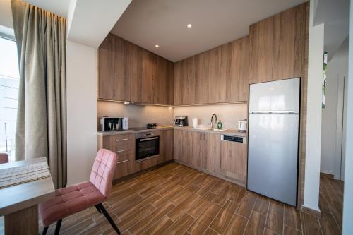 Luxury House - Hersonissos Center - Sleeps 8