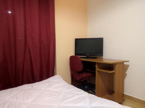 Mema's Tranquil Studio in Patra - Free Parking
