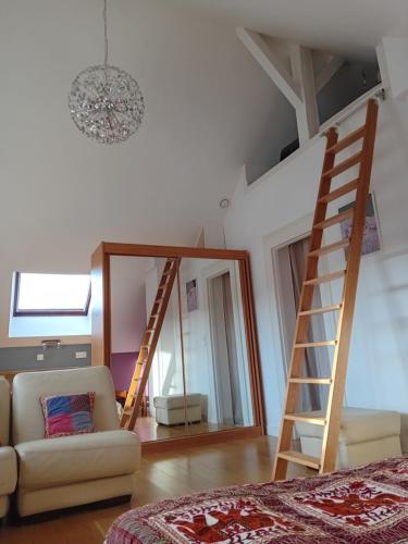 Photo de la galerie de l'établissement Loft sur la Bièvre, à Bièvres