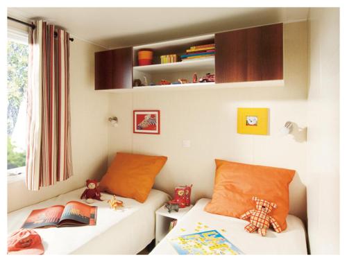 Katil atau katil-katil dalam bilik di Camping MACEIRA