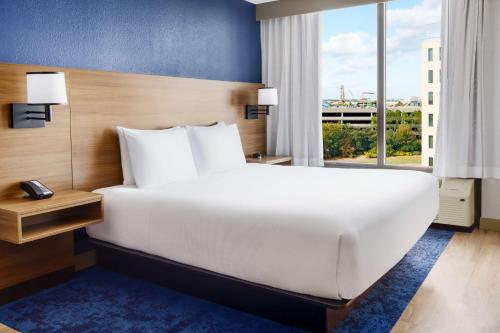 Hyatt Place across from Universal Orlando Resort Image