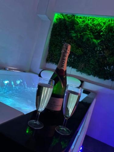 Love Room: Parenthese romantique