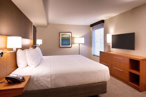 TV a/nebo společenská místnost v ubytování Hyatt Place Salt Lake City/Lehi