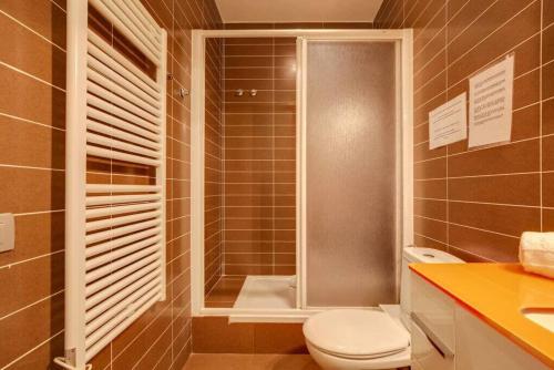 Koupelna v ubytování Ronda Sant Pere - Private City Center 1-Bedroom Suite