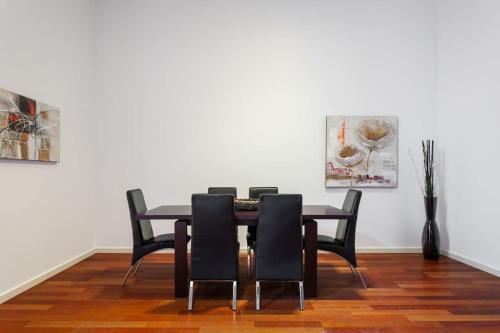 The Collection Barcelona - Plaça Catalunya 3bedroom Duplex with Balcony