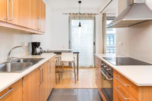 The Collection Barcelona - Sagrada Familia Spacious 4BD with private Terrace