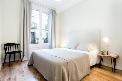 Posteľ alebo postele v izbe v ubytovaní Bright and modern 2bedroom in Las Ramblas 2 1A