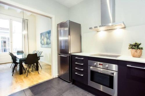 The Collection Barcelona - Huge 4bedroom with terrace in Las Ramblas