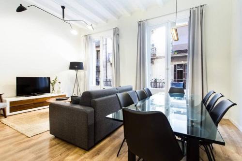 The Collection Barcelona - Huge 4bedroom with terrace in Las Ramblas