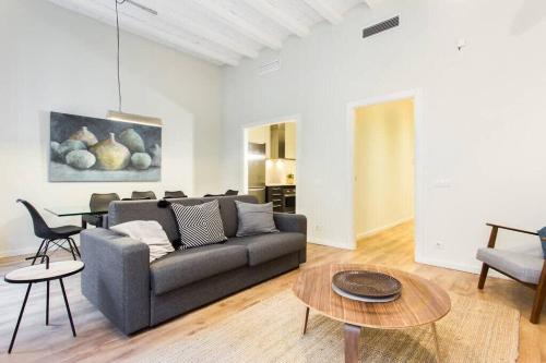 The Collection Barcelona - Huge 4bedroom with terrace in Las Ramblas