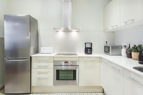 The Collection Barcelona - Las Ramblas large 4bedroom with terrace