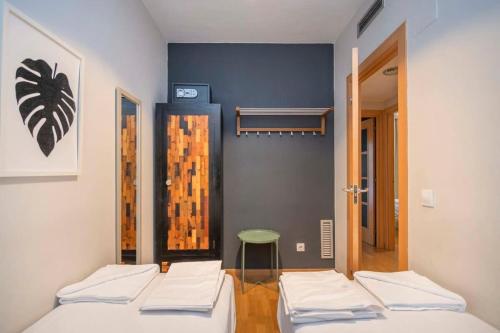 The Collection Barcelona - Plaza España 2 bedroom with balcony