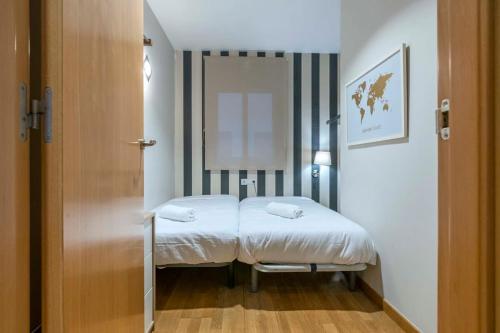 The Collection Barcelona - 2 bedroom with balcony in Eixample district