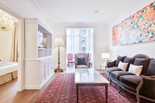 The Collection Barcelona - Casa Batlló Paseo de Gracia - Luxury Historic 4BD 4BTH