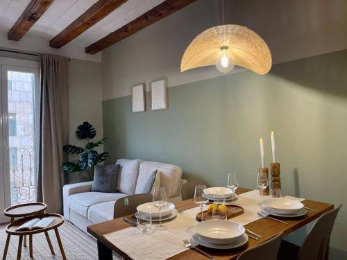The Collection Barcelona - Plaza Catalunya Recently renovated 5BD-4BTH