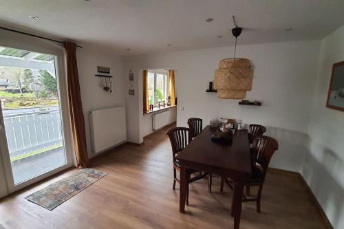 Fotografie z fotogalerie ubytování Freistehendes Haus im Nationalpark Gemünd mit E-bike Option! v destinaci Schleiden