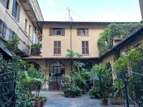 Brera Smart Attic with Self Check-in near Porta Garibaldi
