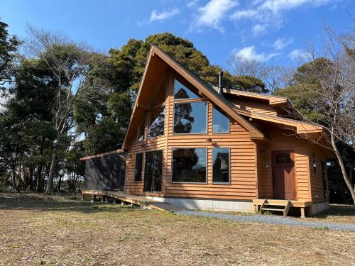 Kashima歴史ある鹿島神宮の森の中にひっそりと佇むログハウス的相册照片