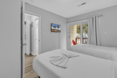 Island Palms photo 21
